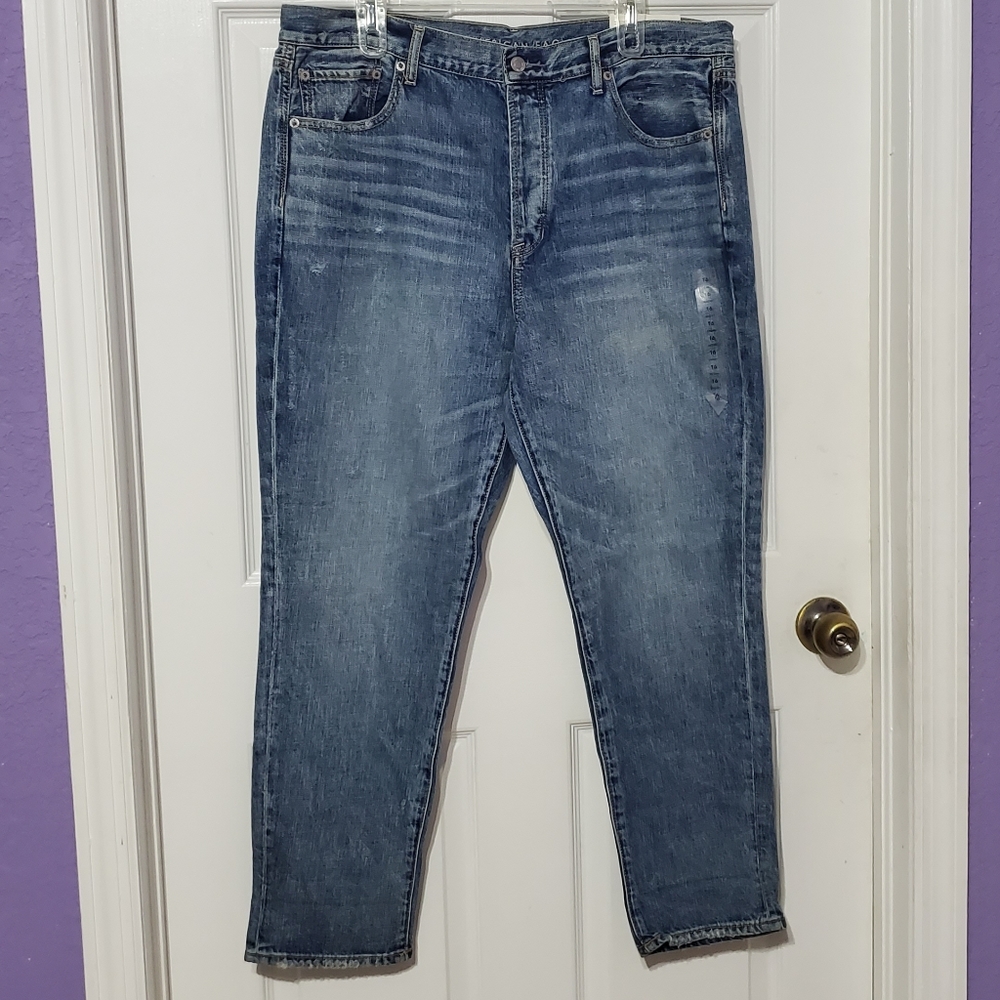 American Eagle Girlfriend High Rise Jeans
